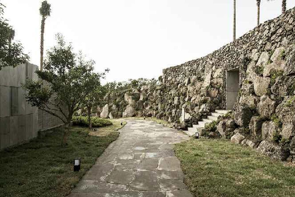 Stanford Hotel And Resort Jeju Exterior foto